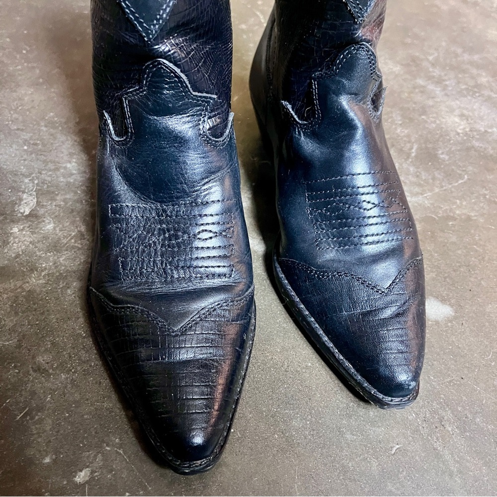 Vintage Black Sabree Cowboy Boots, Size 8 - Picture 15 of 16